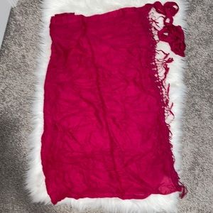 NWT Hinge Crochet Trim Pareo in Pink Vivacious